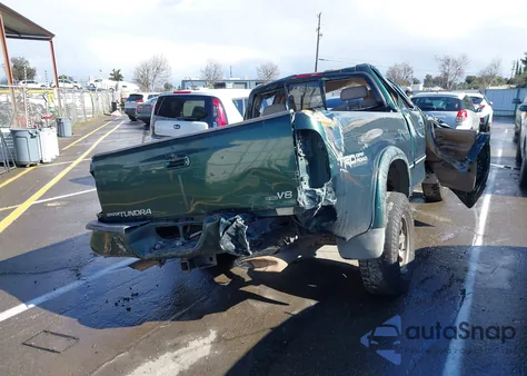 2002 Toyota Tundra Ltd V8 z USA, uszkodzony, nr VIN 5TBRT38102S282484